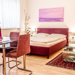 Studio met een Queen Size Bed